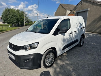 Used Peugeot Partner 2019 for sale - 76793654: Photo