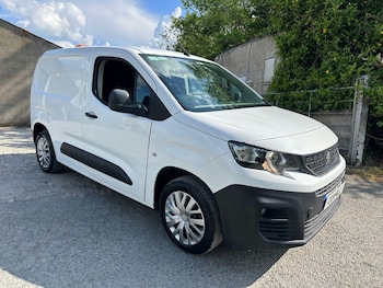 Used Peugeot Partner 2019 for sale - 76793654: Photo