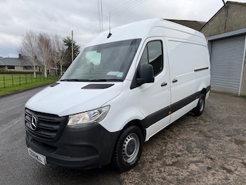 Mercedes-Benz Sprinter feature image