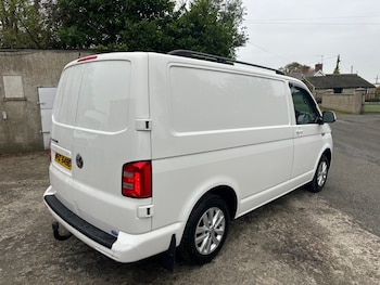 Used Volkswagen Transporter 2019 for sale - 76347206: Photo