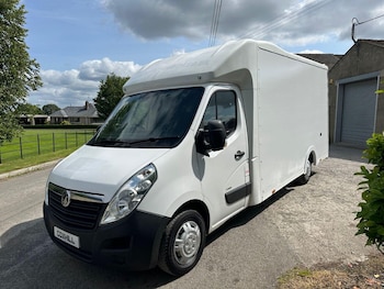 Vauxhall - Movano