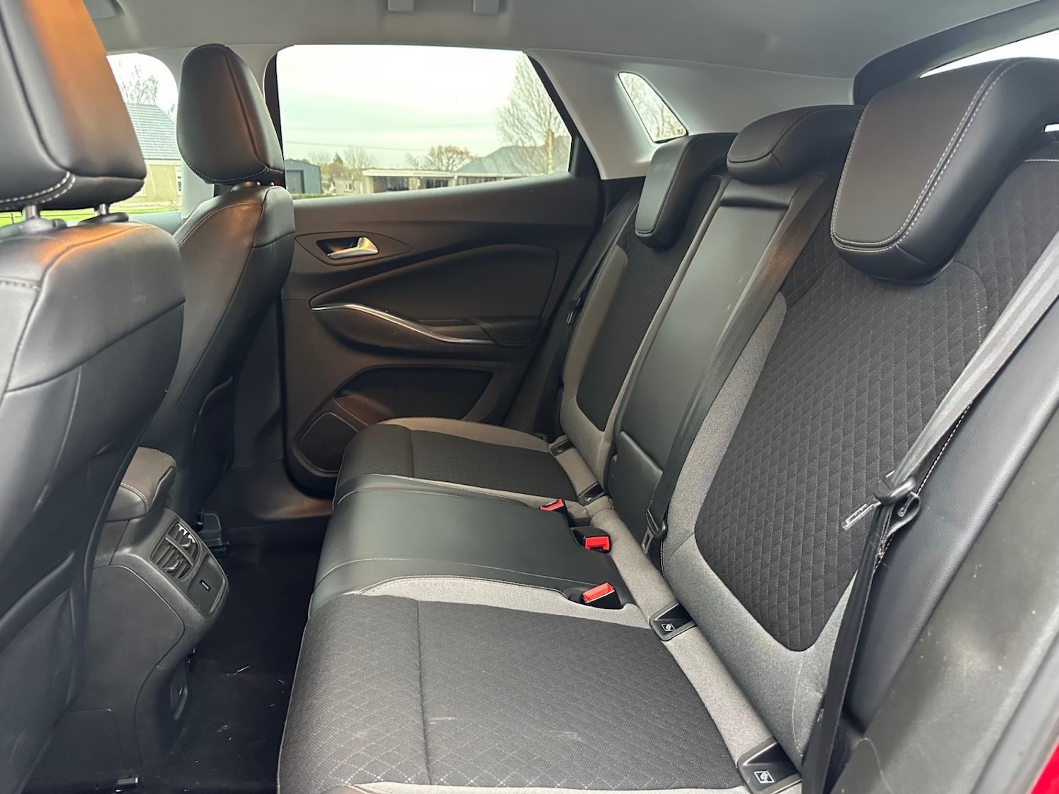 Used Vauxhall Grandland X 2018 for sale - 76863838: Photo 11