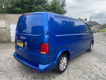Used Volkswagen Transporter 2022 for sale - 75555822: Photo