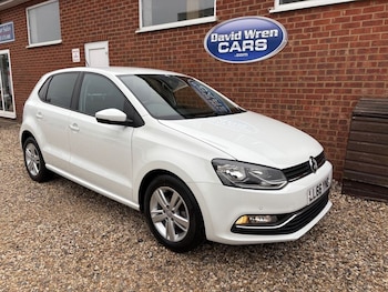 Used Volkswagen Polo 2016 for sale - 77780623: Photo