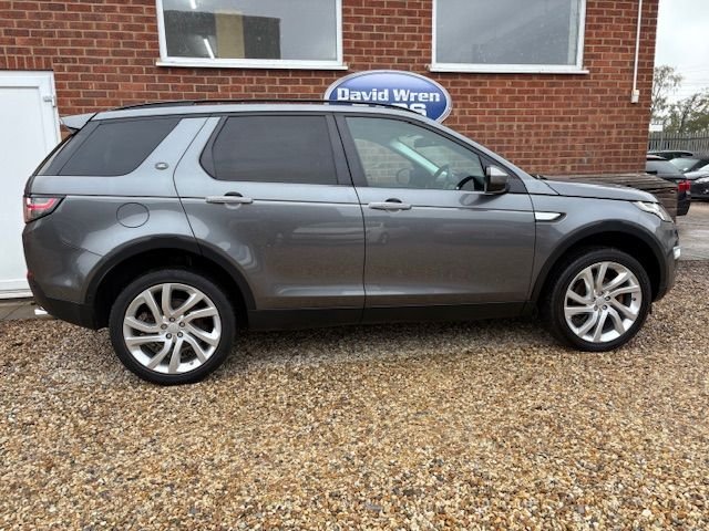 Used Land Rover Discovery Sport 2015 for sale - 76740041: Photo 11