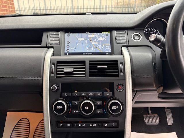 Used Land Rover Discovery Sport 2015 for sale - 76740041: Photo 8