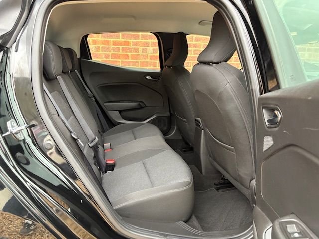 Used Renault Clio 2022 for sale - 76454323: Photo 21