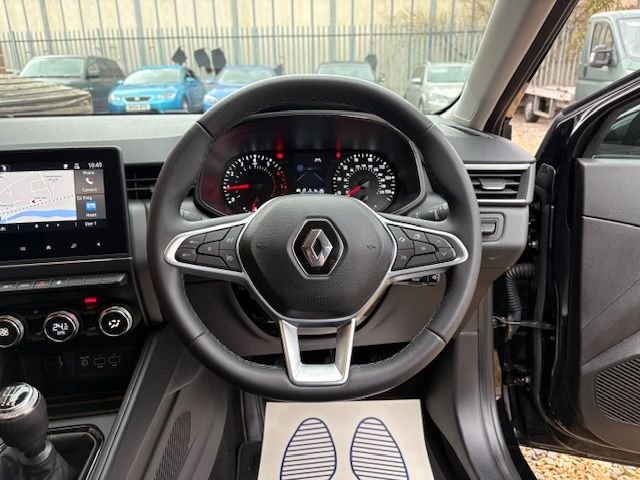 Used Renault Clio 2022 for sale - 76454323: Photo 25