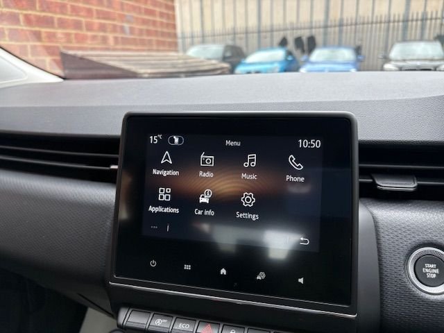 Used Renault Clio 2022 for sale - 76454323: Photo 8