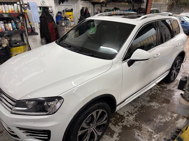 Used Volkswagen Touareg 2017 for sale - 77464251: Photo 2