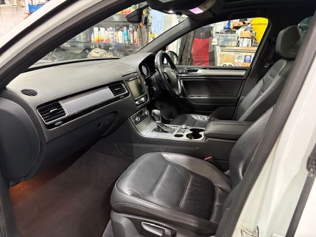 Used Volkswagen Touareg 2017 for sale - 77464251: Photo 3