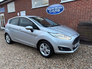 2017 (67) - 1.25 82 Zetec 5dr