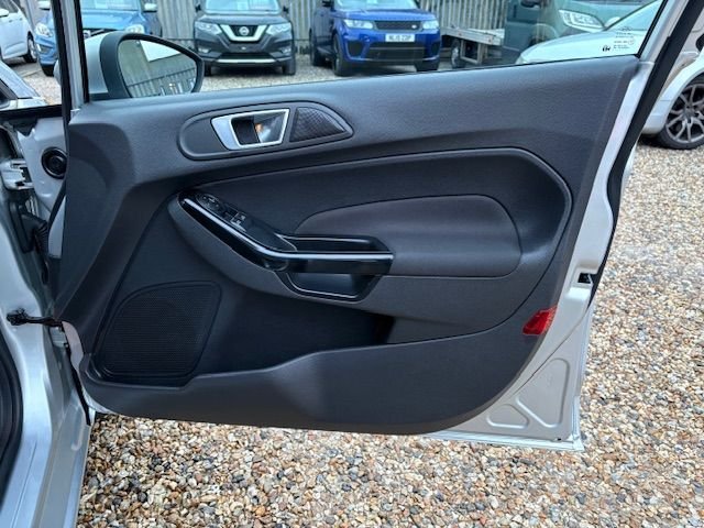 Used Ford Fiesta 2017 for sale - 77302225: Photo 24