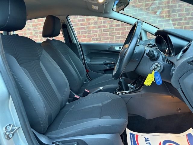 Used Ford Fiesta 2017 for sale - 77302225: Photo 25