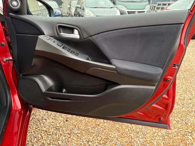 Used Honda Civic 2014 for sale - 76454630: Photo 23