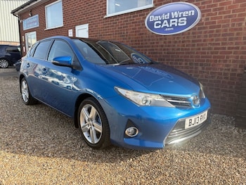 Used Toyota Auris 2013 for sale - 77667668: Photo