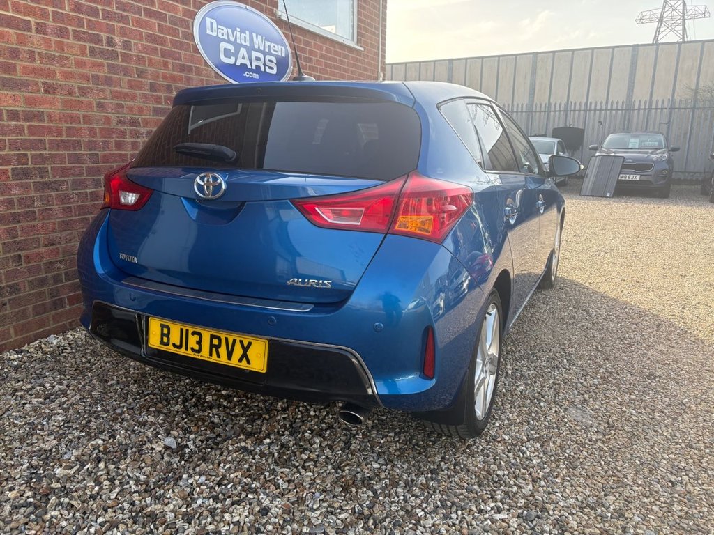 Used Toyota Auris 2013 for sale - 77667668: Photo 7