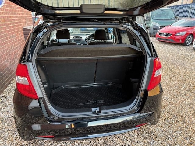 Used Honda Jazz 2012 for sale - 76655032: Photo 14