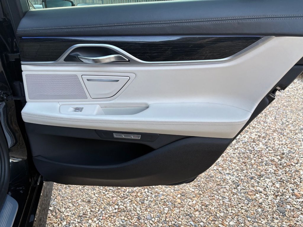 Used BMW 7 Series 2015 for sale - 77660142: Photo 21