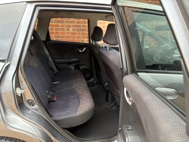 Used Honda Jazz 2015 for sale - 76454623: Photo 18