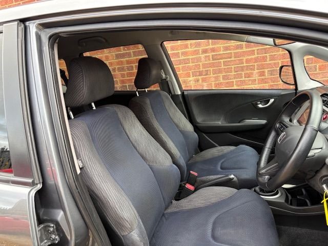 Used Honda Jazz 2015 for sale - 76454623: Photo 22