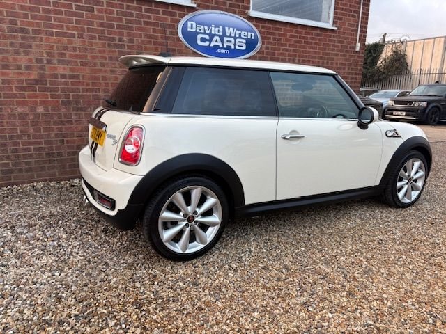 Used MINI Hatch 2011 for sale - 76950576: Photo 12