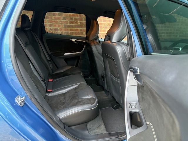 Used Volvo XC60 2015 for sale - 77302577: Photo 24