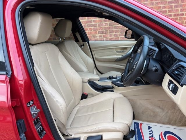 Used BMW 3 Series 2012 for sale - 76923492: Photo 25