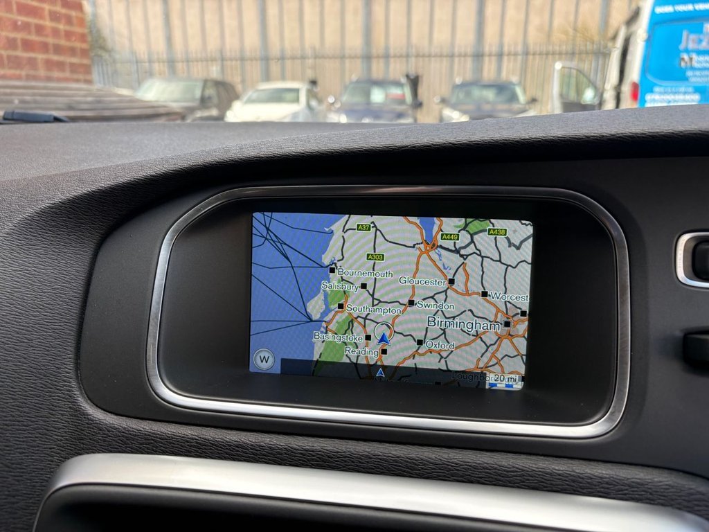 Used Volvo V40 2015 for sale - 78030672: Photo 23