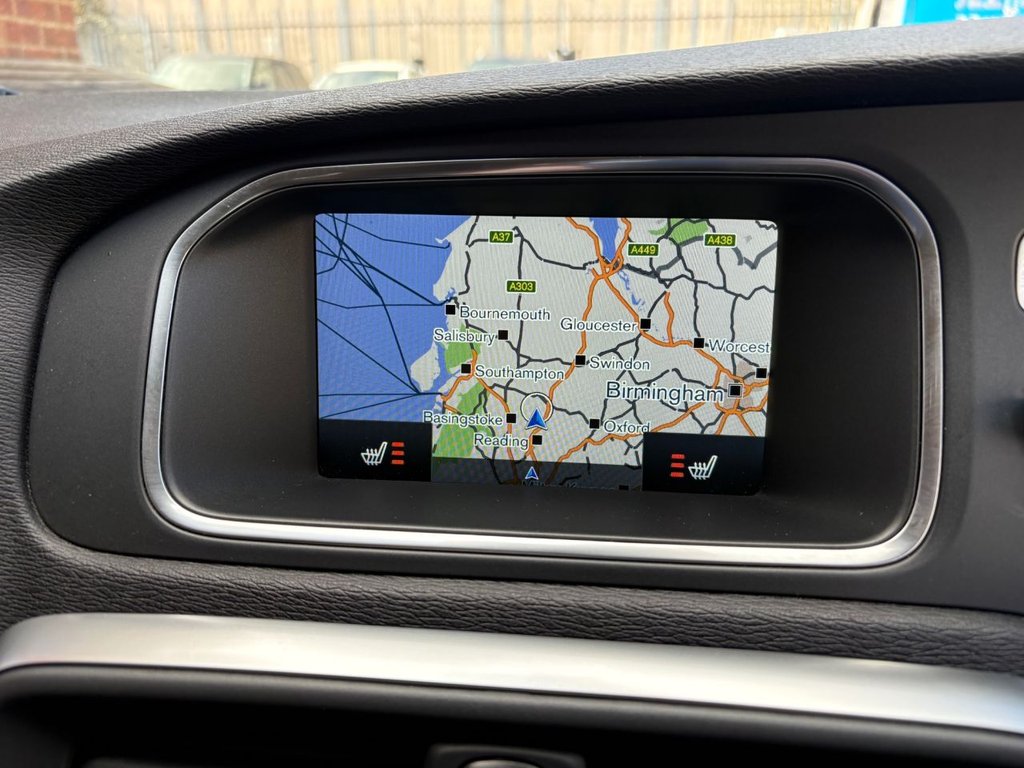 Used Volvo V40 2015 for sale - 78030672: Photo 25