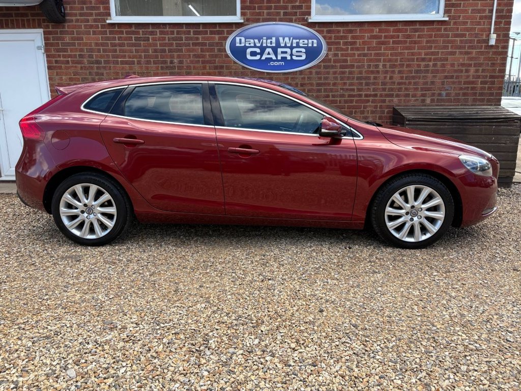 Used Volvo V40 2015 for sale - 78030672: Photo 5