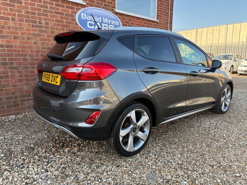 Used Ford Fiesta 2018 for sale - 77952460: Photo 12