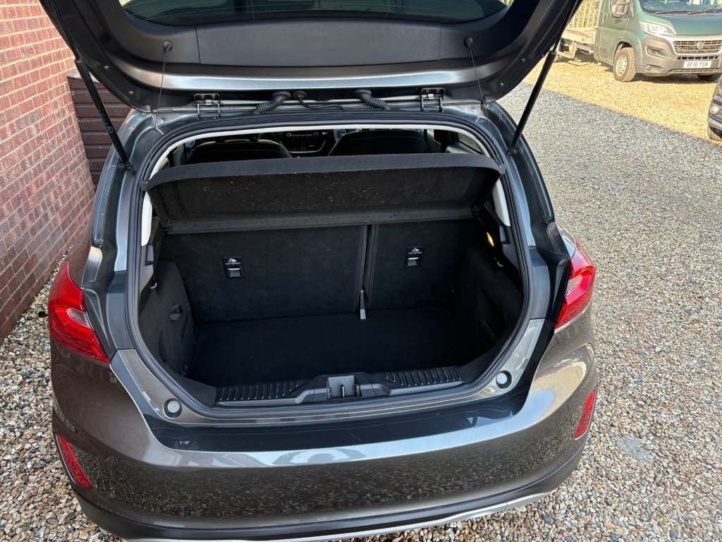 Used Ford Fiesta 2018 for sale - 77952460: Photo 15