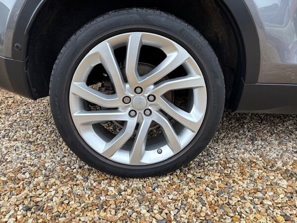 Used Land Rover Discovery Sport 2015 for sale - 76303892: Photo 21
