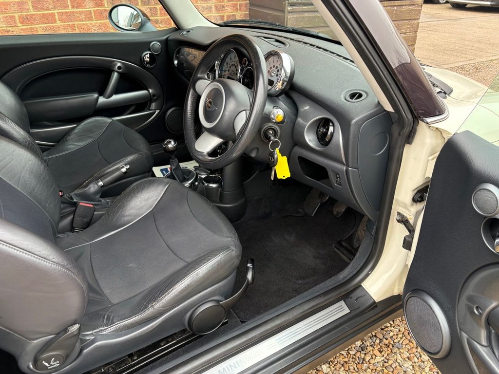 Used MINI Hatch 2006 for sale - 77806702: Photo 17