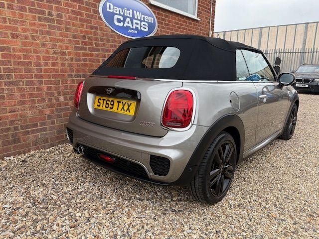 Used MINI Convertible 2019 for sale - 76162994: Photo 10
