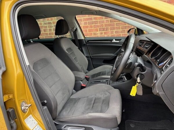 Used Volkswagen Golf 2018 for sale - 75538137: Photo 24