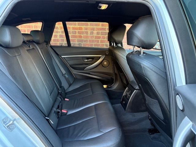 Used BMW 3 Series 2019 for sale - 76711000: Photo 23