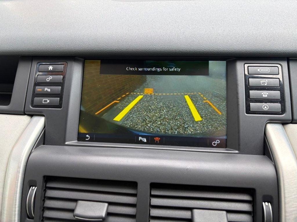 Used Land Rover Discovery Sport 2016 for sale - 77920102: Photo 6