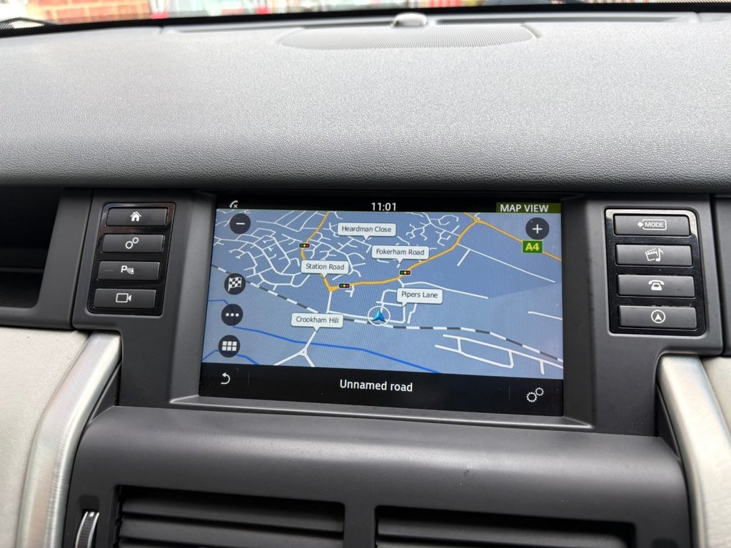 Used Land Rover Discovery Sport 2016 for sale - 77920102: Photo 7