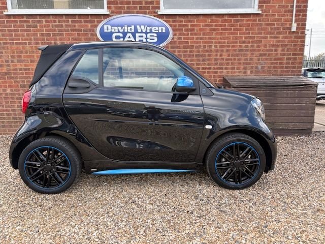 Used smart fortwo 2019 for sale - 76185353: Photo 2