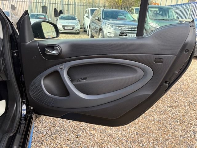 Used smart fortwo 2019 for sale - 76185353: Photo 20