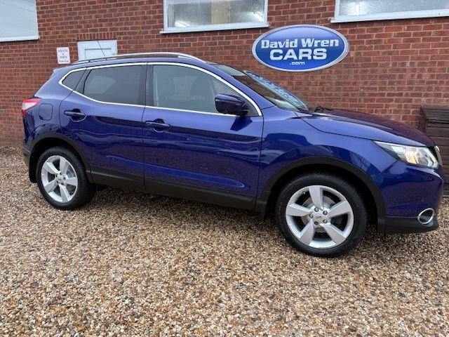 Used Nissan Qashqai 2015 for sale - 76986444: Photo 2