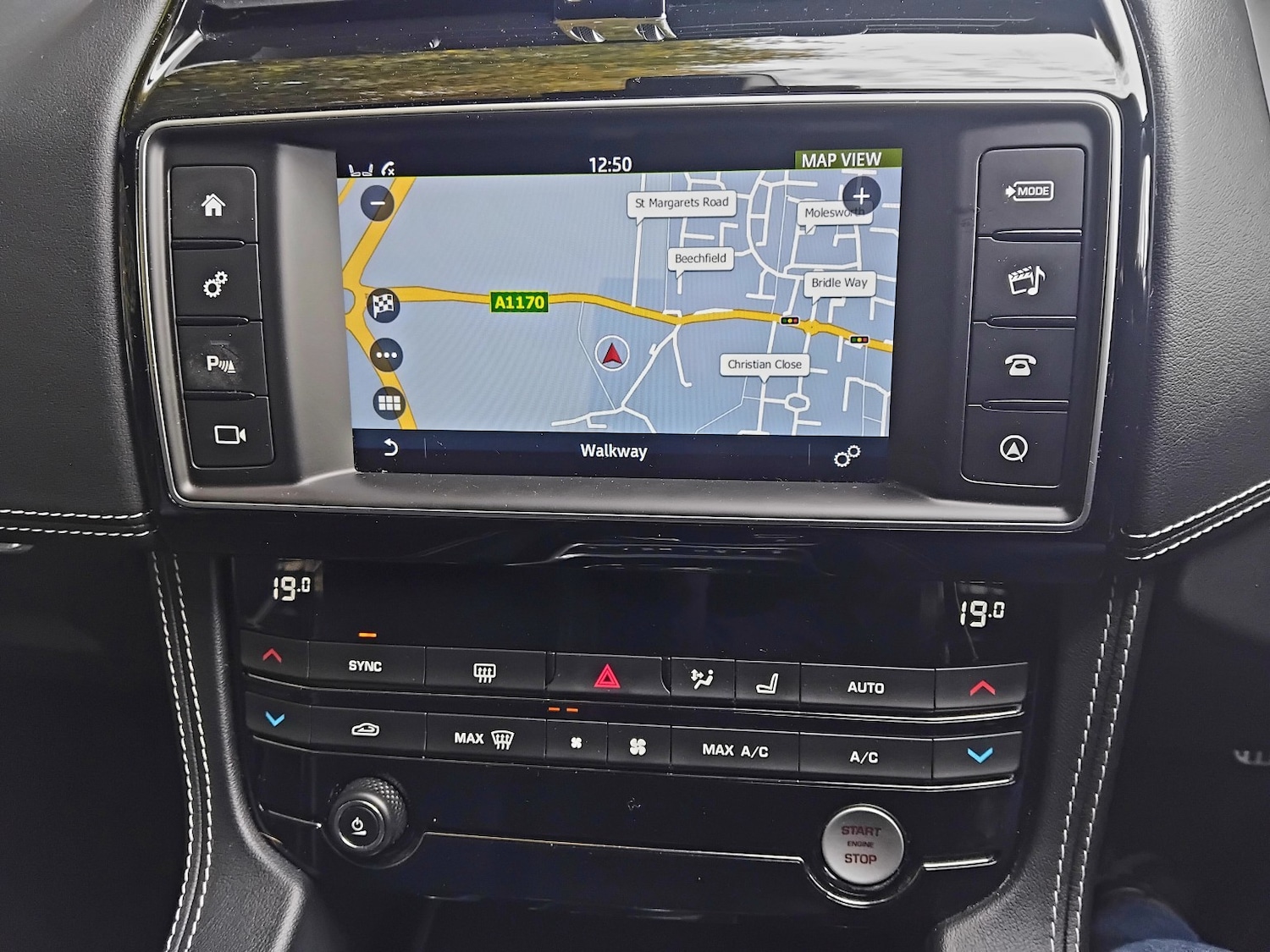 Used Jaguar F-Pace 2017 for sale - 76391450: Photo 13