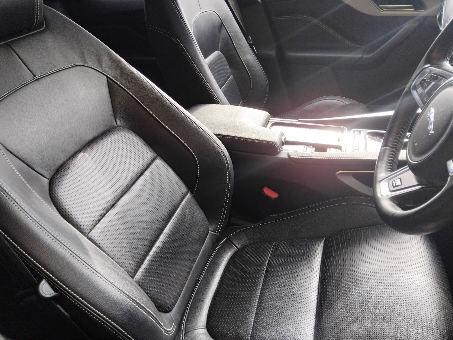 Used Jaguar F-Pace 2017 for sale - 76391450: Photo 17