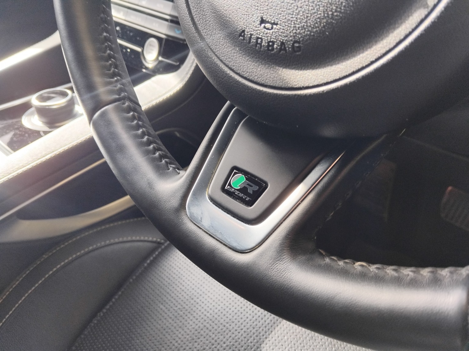 Used Jaguar F-Pace 2017 for sale - 76391450: Photo 18