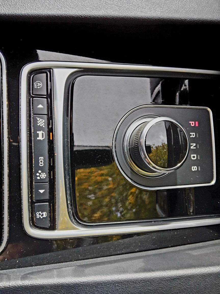 Used Jaguar F-Pace 2017 for sale - 76391450: Photo 27