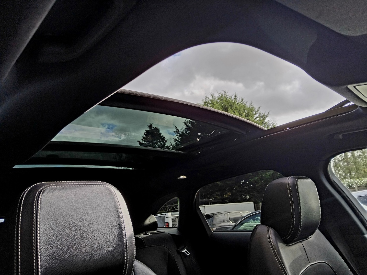 Used Jaguar F-Pace 2017 for sale - 76391450: Photo 8