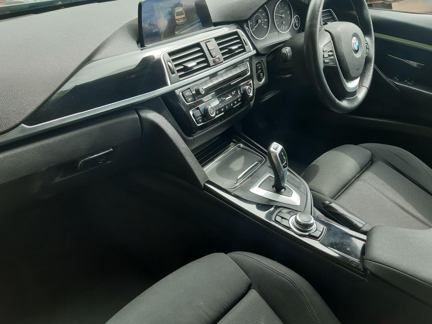 Used BMW 3 Series 2017 for sale - 77881027: Photo 11