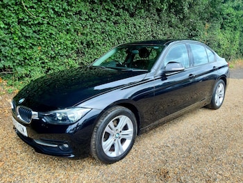 Used BMW 3 Series 2017 for sale - 77881027: Photo